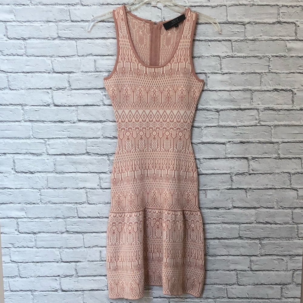 MLV blush knit drop waist dress size small